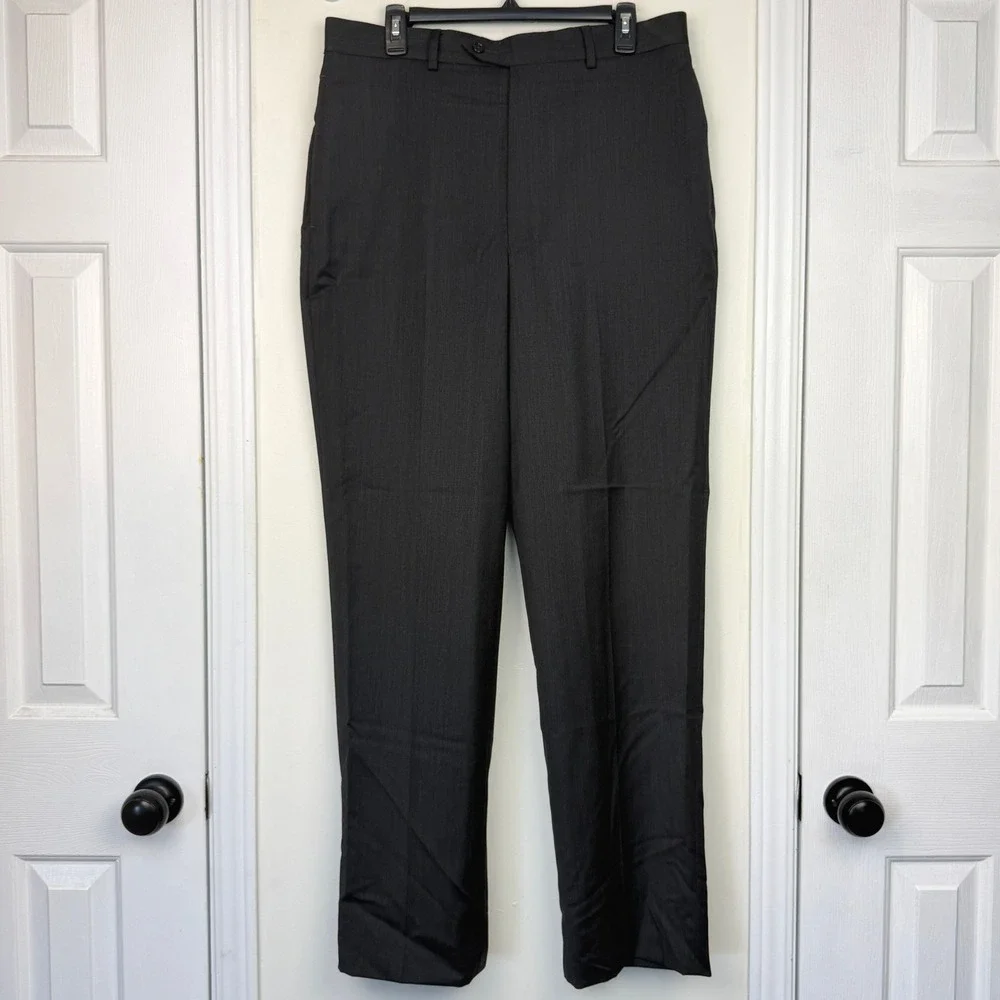 Jos. A Bank 2 Piece Suit Mens 41L 34x33 Wool Charcoal Gray Modern Flat Front